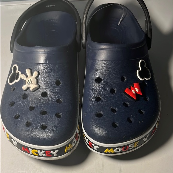 CROCS Navy Kids Slippers with Mickey Accents - Picture 1 of 8
